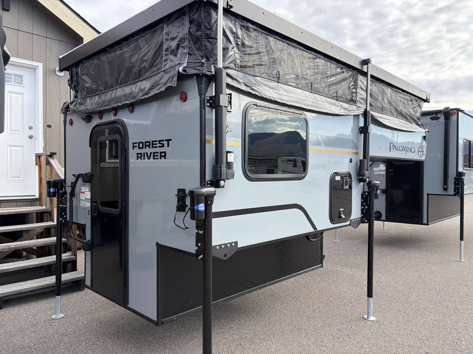 NEW 2027 Palomino SOFTSIDE SZSS-550 - Rangitsch Brothers RV