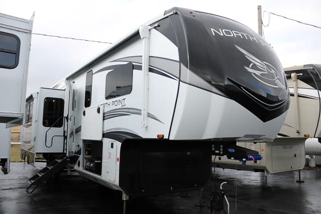 NEW 2023 Jayco NORTH POINT 390CKDS - Rick's RV Center