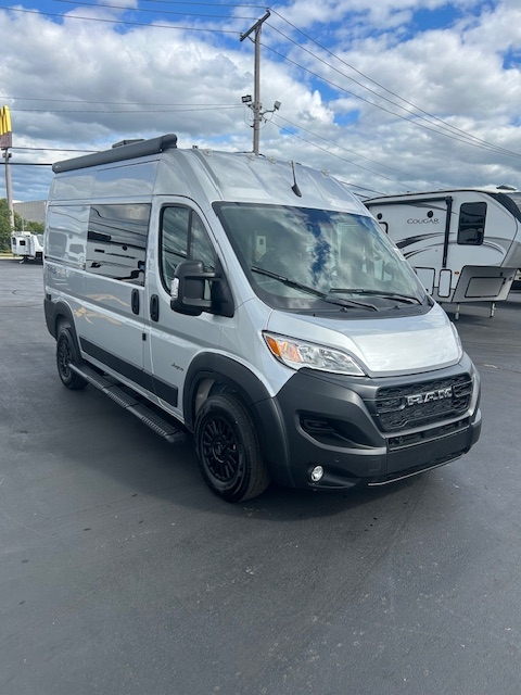 New 2026 Jayco Comet 18C - Rick's RV Center