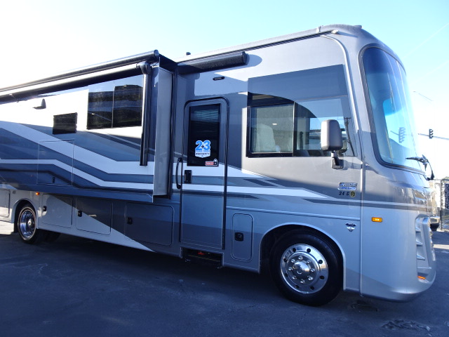 New 2026 Jayco Precept 34G - Rick's RV Center