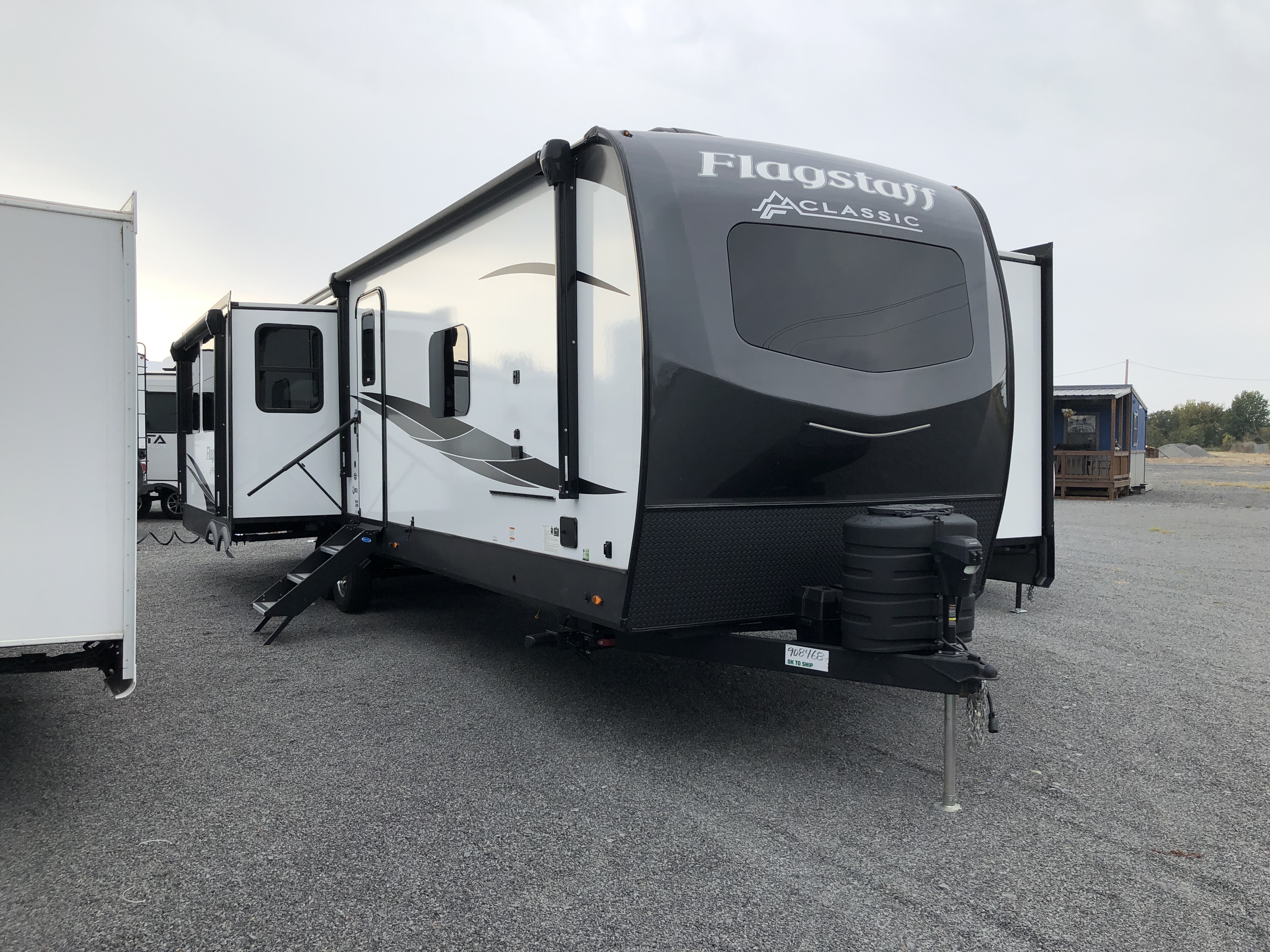 2025 FOREST RIVER FLAGSTAFF CLASSIC 832IKRL | Rocky Ridge RV