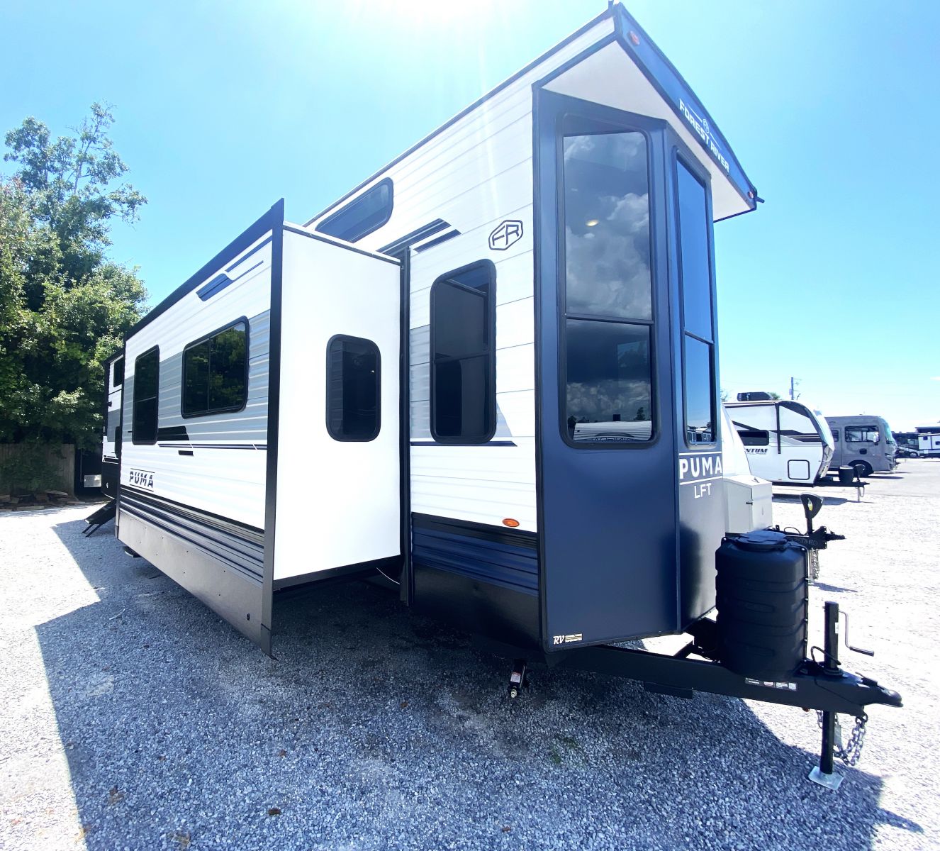 2026 Forest River Palomino PUMA 402LFT - RV Connections