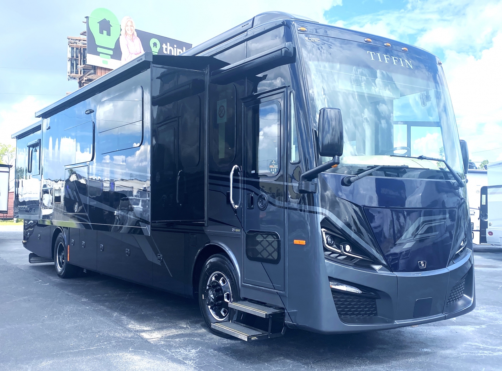 2026 Tiffin Motorhomes Phaeton 40 IH - RV Connections