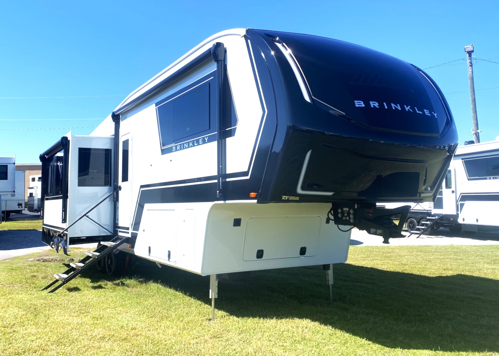 2026 Brinkley Model Z 3100 - RV Connections