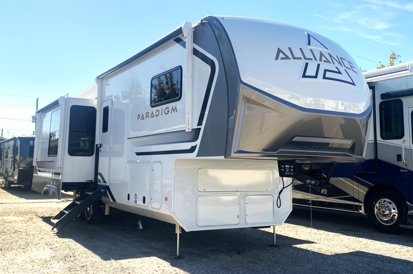 2026 Alliance RV Paradigm 312RK - RV Connections