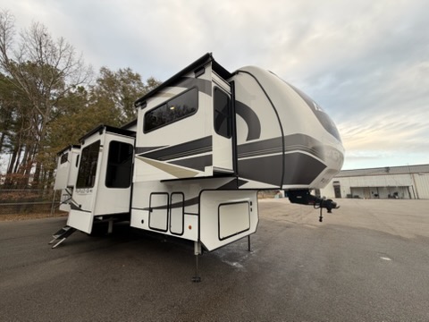 2023 Alliance Rv Paradigm 385FL - RV Connections