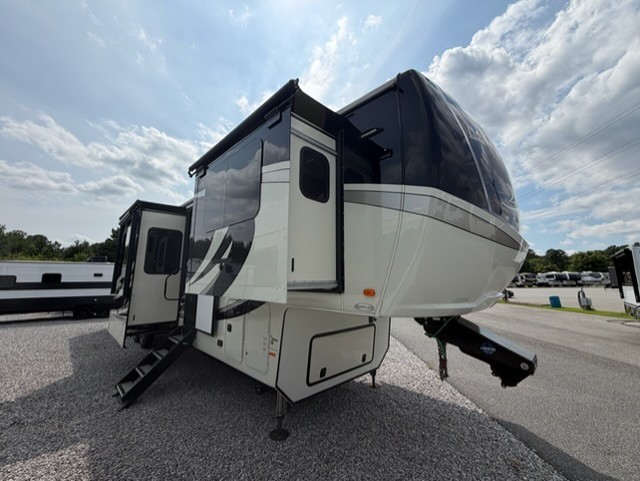 2020 Heartland Landmark 365 Lafayette - RV Connections