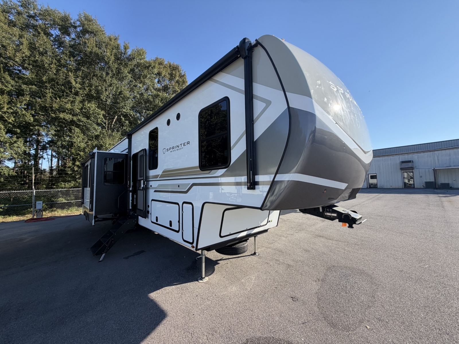 2027 Keystone RV Sprinter 3920DSL - RV Connections