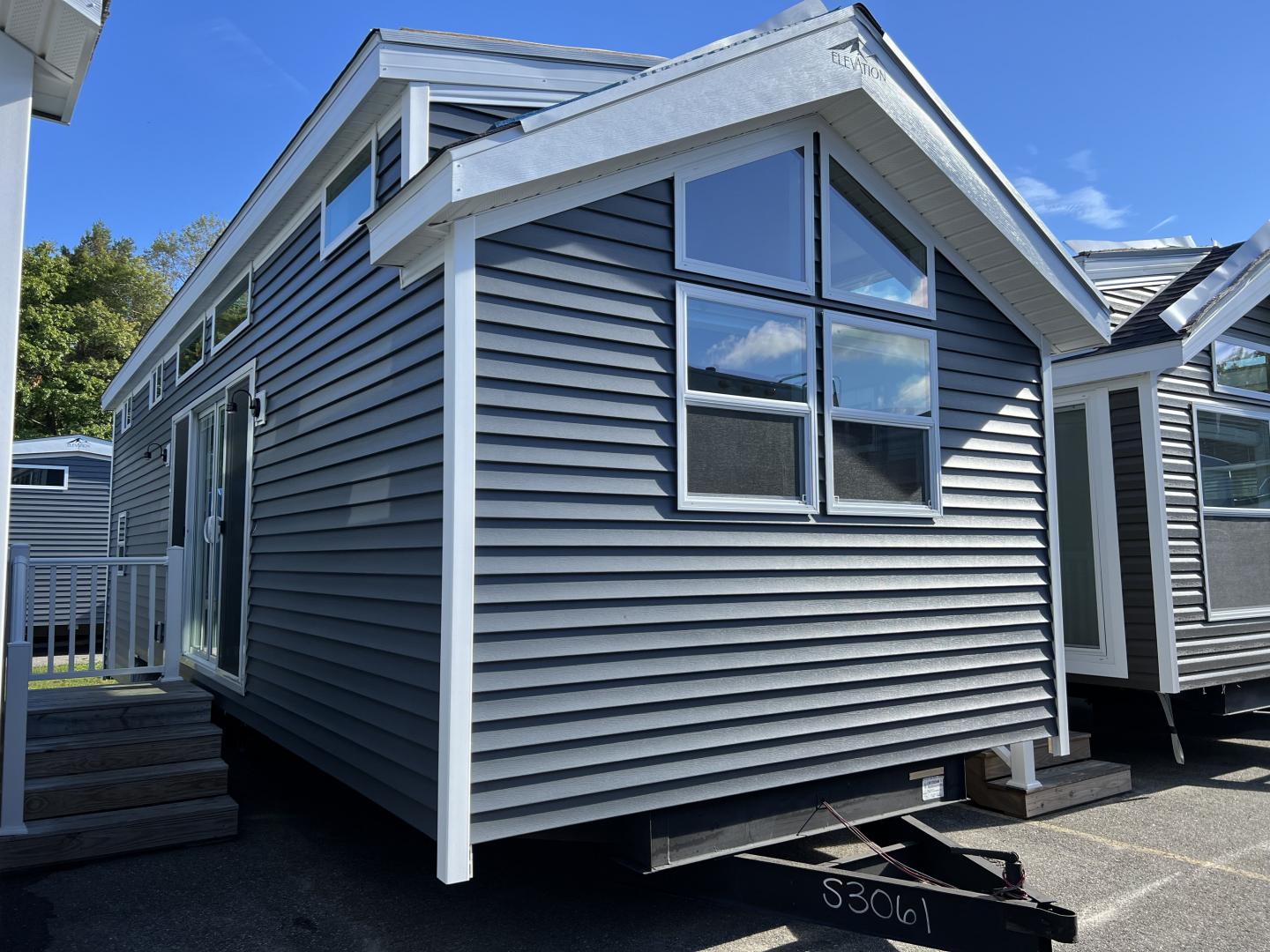 NEW 2025 Elevation 5-115 5 Series - Seacoast RV