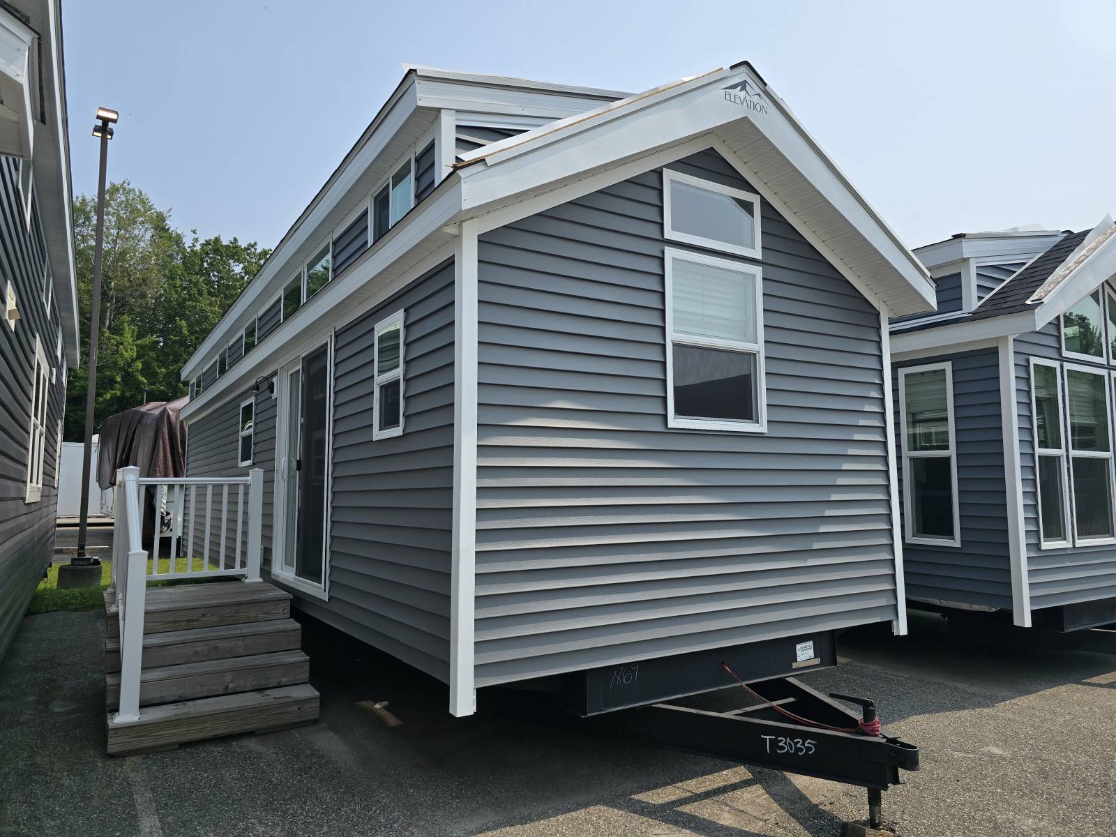 NEW 2026 Elevation 5 Series 5-122F - Seacoast RV