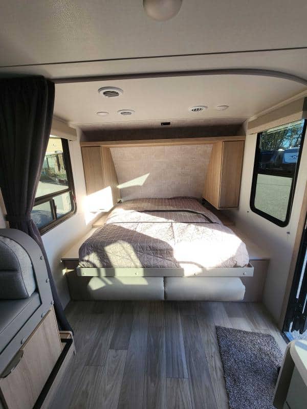 SOLD NEW 2024 Winnebago Micro Minnie 2108DS