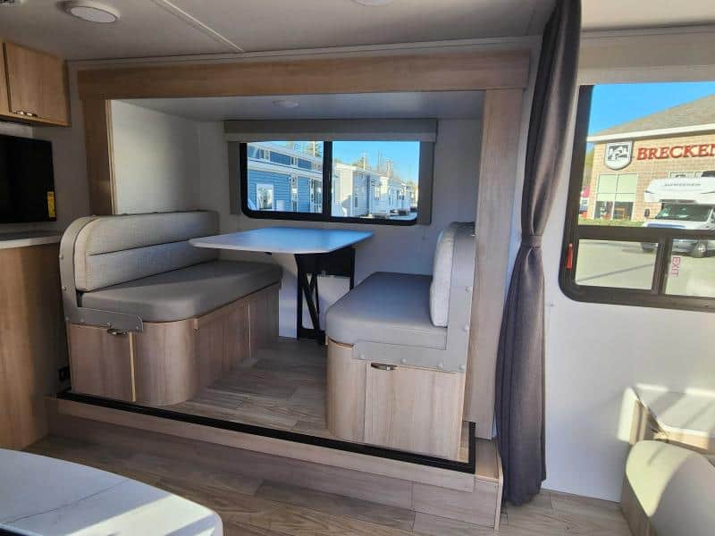 SOLD NEW 2024 Winnebago Micro Minnie 2108DS