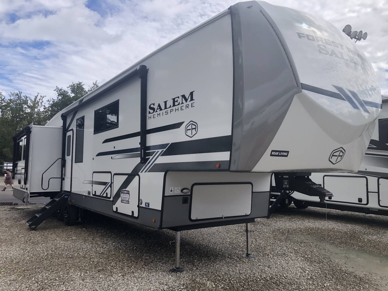 NEW 2026 FOREST RIVER SALEM HEMISPHERE 380WDR - Setzers RV