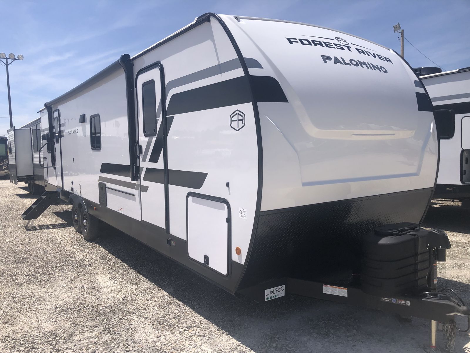 NEW 2026 PALOMINO SOLAIRE 3150TBSS - Setzers RV