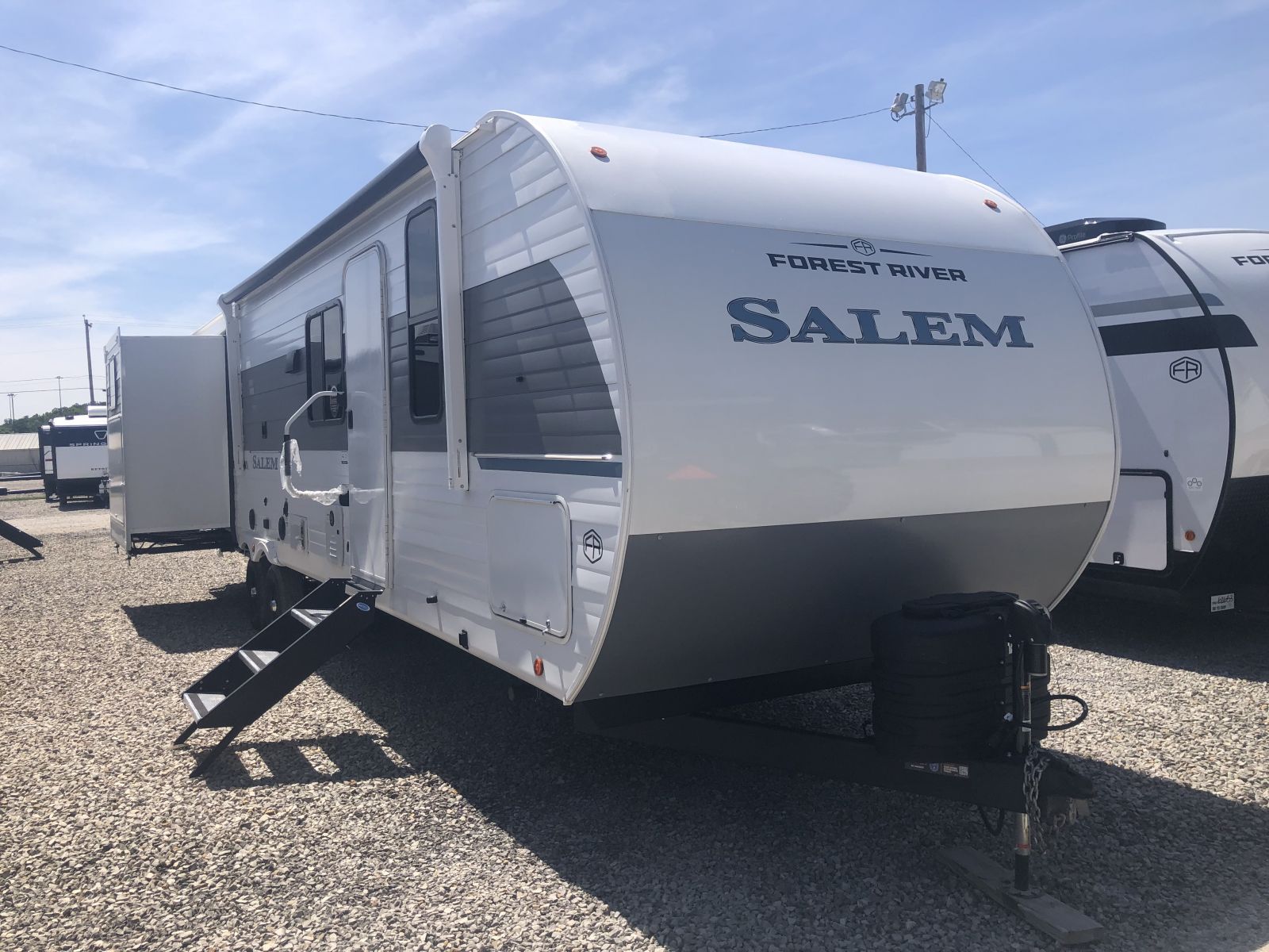 NEW 2026 FOREST RIVER SALEM 31KQTBS - Setzers RV