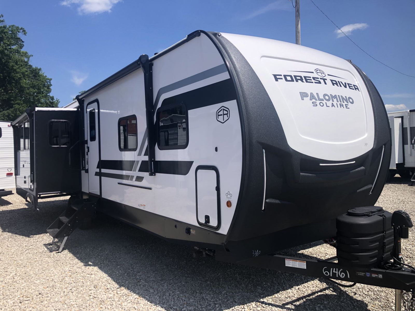 NEW 2026 PALOMINO SOLAIRE 3380RLBT - Setzers RV