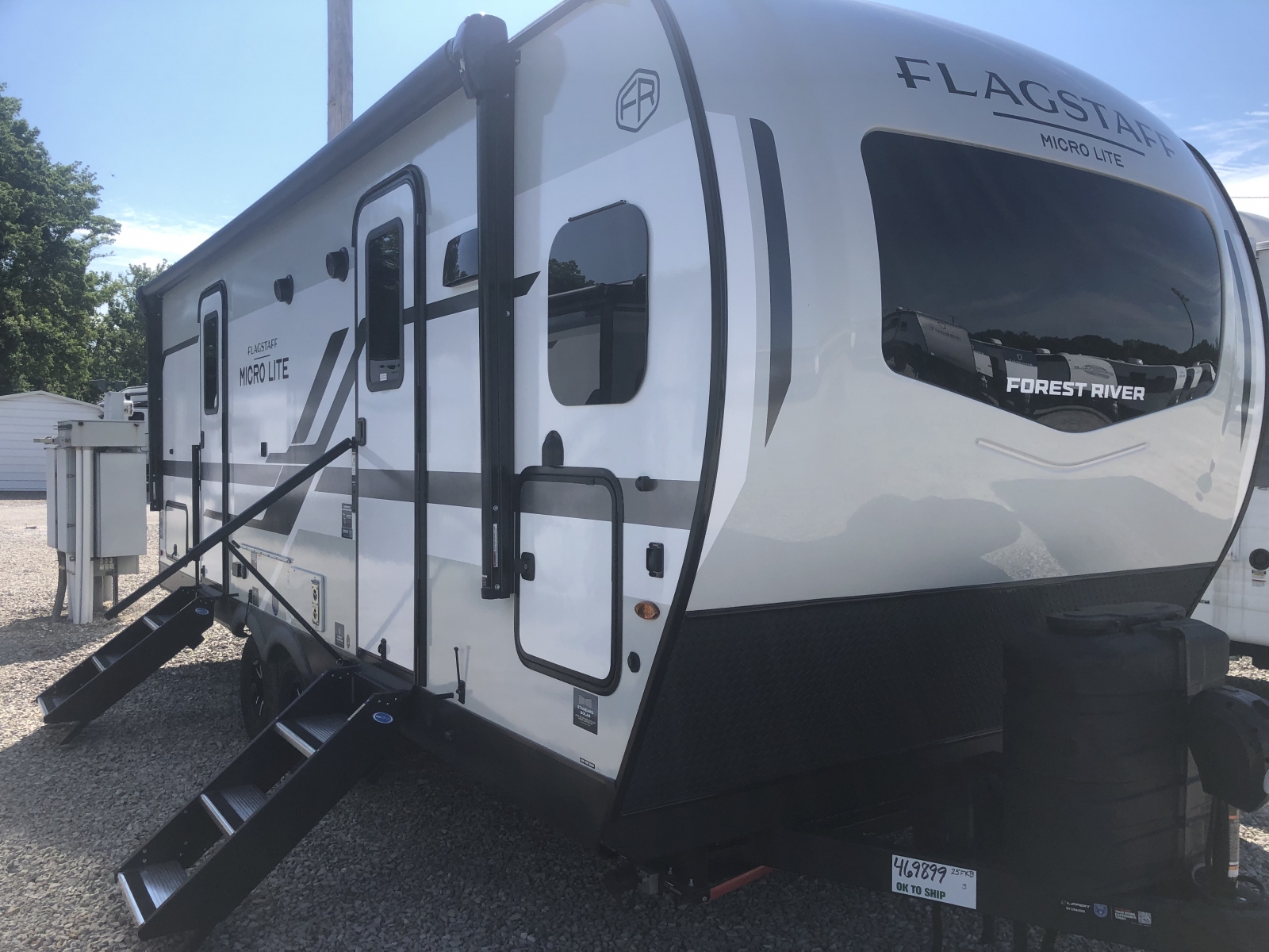 NEW 2027 FOREST RIVER FLAGSTAFF MICRO-LITE 25FKB - Setzers RV