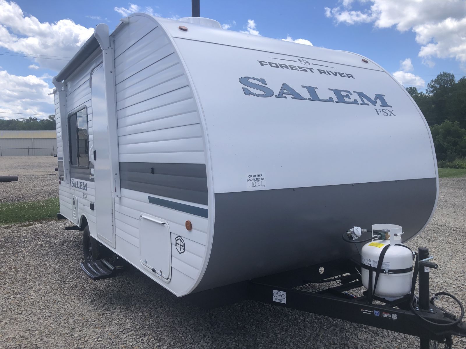 NEW 2027 FOREST RIVER SALEM 164FBLE - Setzers RV