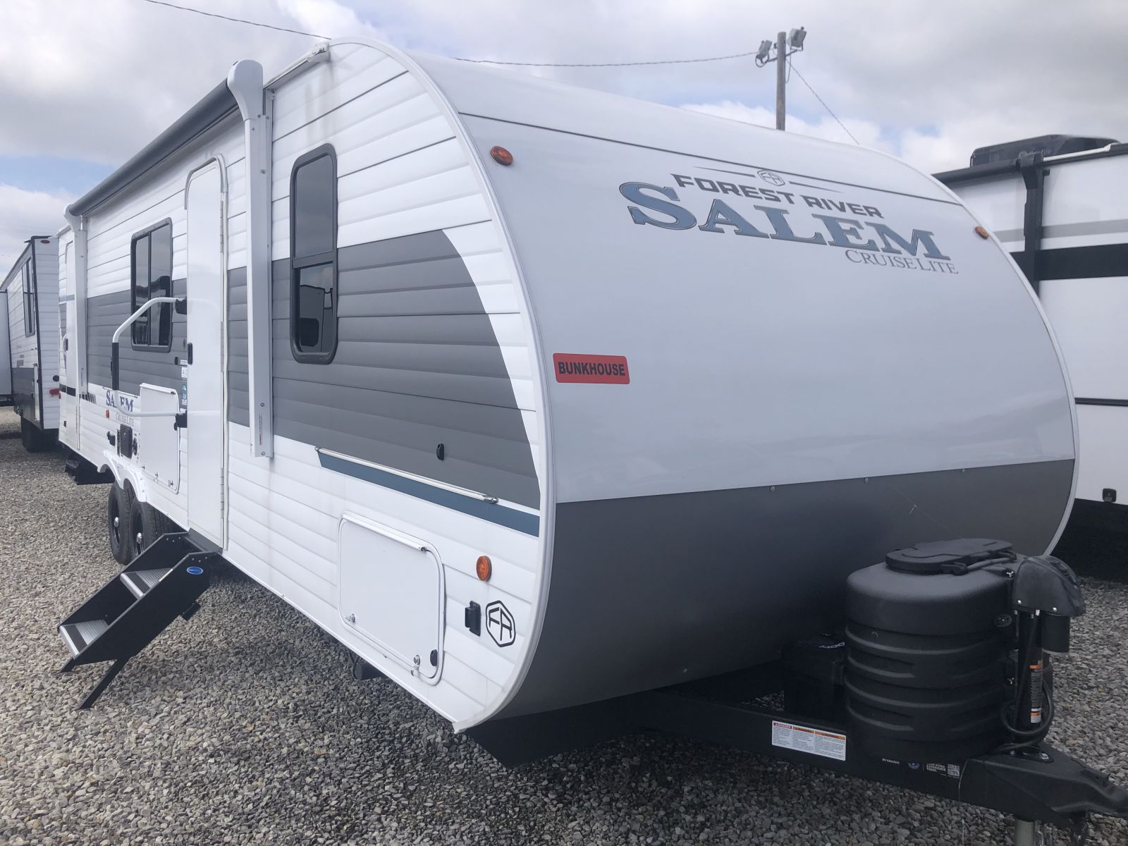 NEW 2027 FOREST RIVER SALEM CRUISE L ITE 263BHXL - Setzers RV