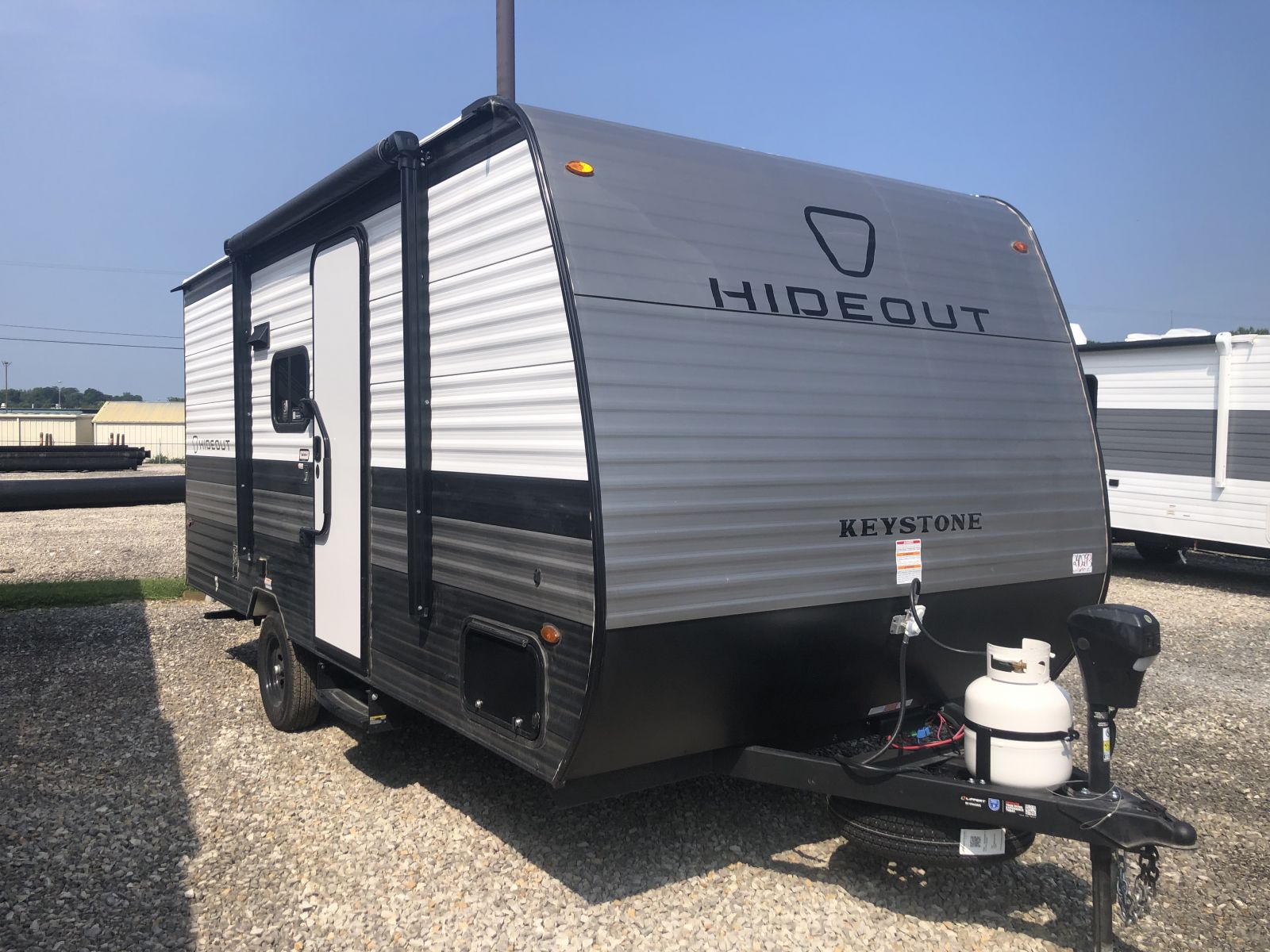 NEW 2027 KEYSTONE HIDEOUT 161BH - Setzers RV