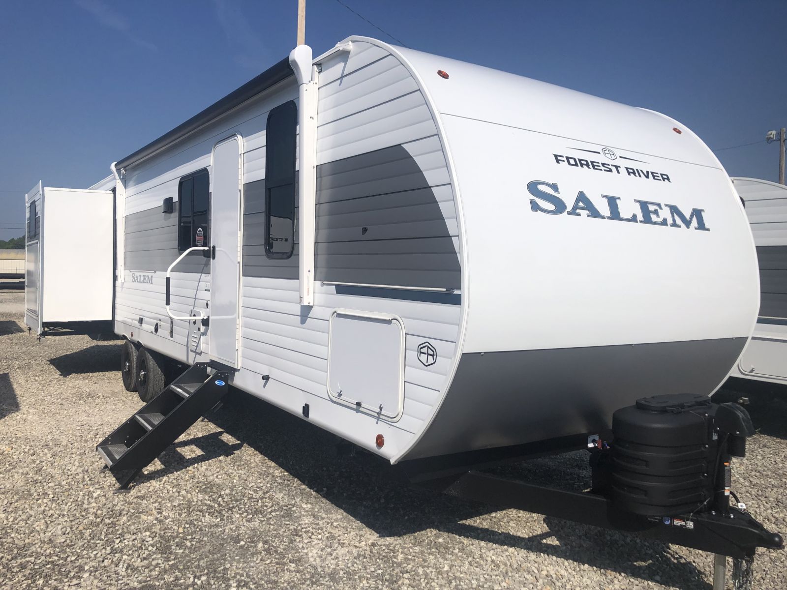 NEW 2027 FOREST RIVER SALEM 31KQTBS - Setzers RV