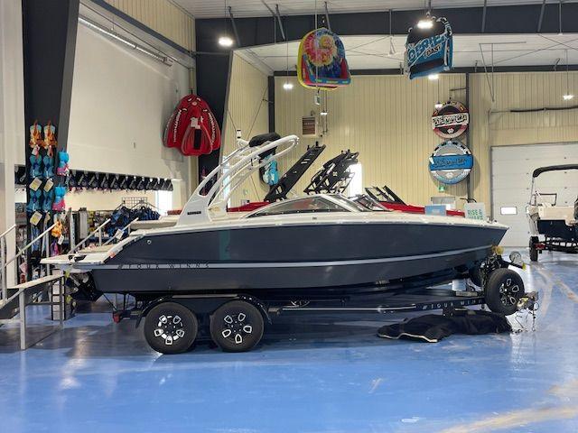 NEW 2023 Four Winns H1 Elevate - Shipwreck Marine