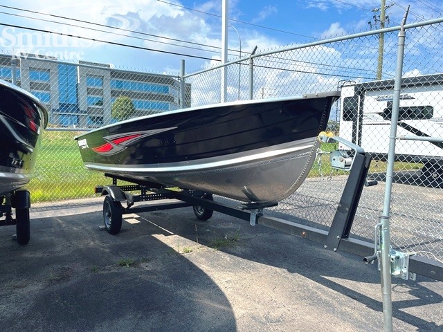 2026 SMOKERCRAFT VOYAGER 14 TL SS - Smith's RV Centre