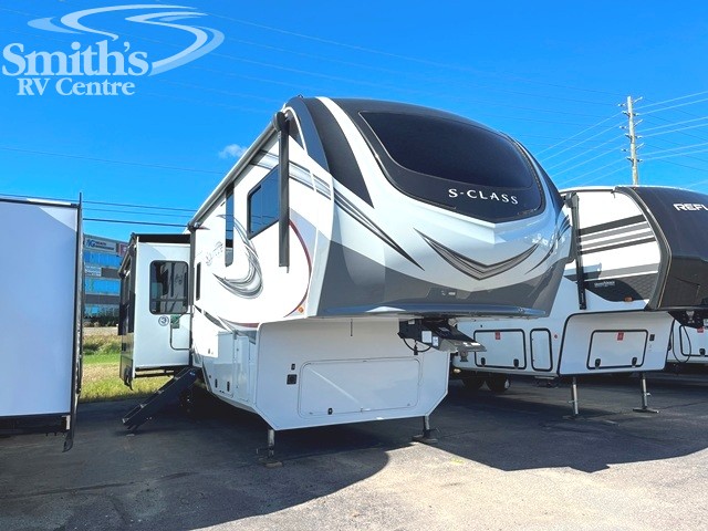 Image of 2022 GRAND DESIGN SOLITUDE 2930RL