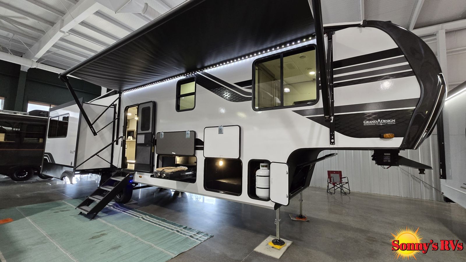 2027 Grand Design Reflection 324MBS - Sonny's RVs