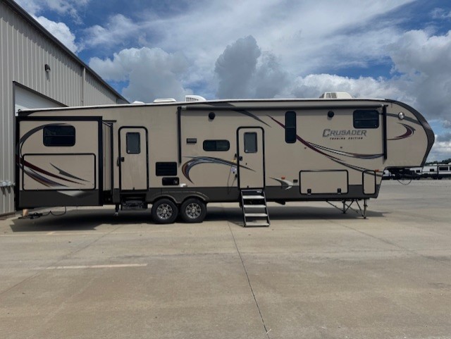 2015 Prime Time Crusader 360BHS