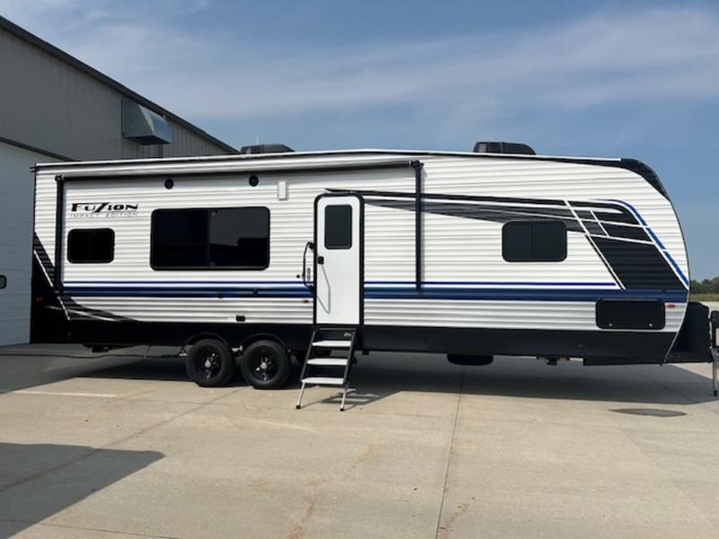 2025 Keystone RV Impact 2915