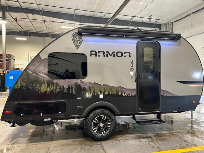 2025 Skinny Guy Campers Armor 17LTX