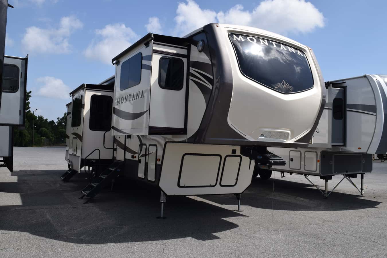 USED 2017 Keystone MONTANA 3731FL