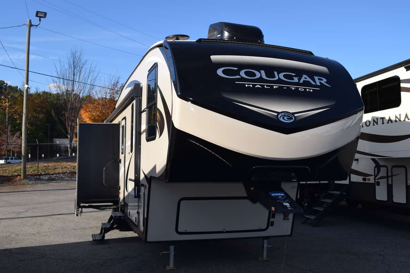 USED 2019 Keystone COUGAR 29RKS