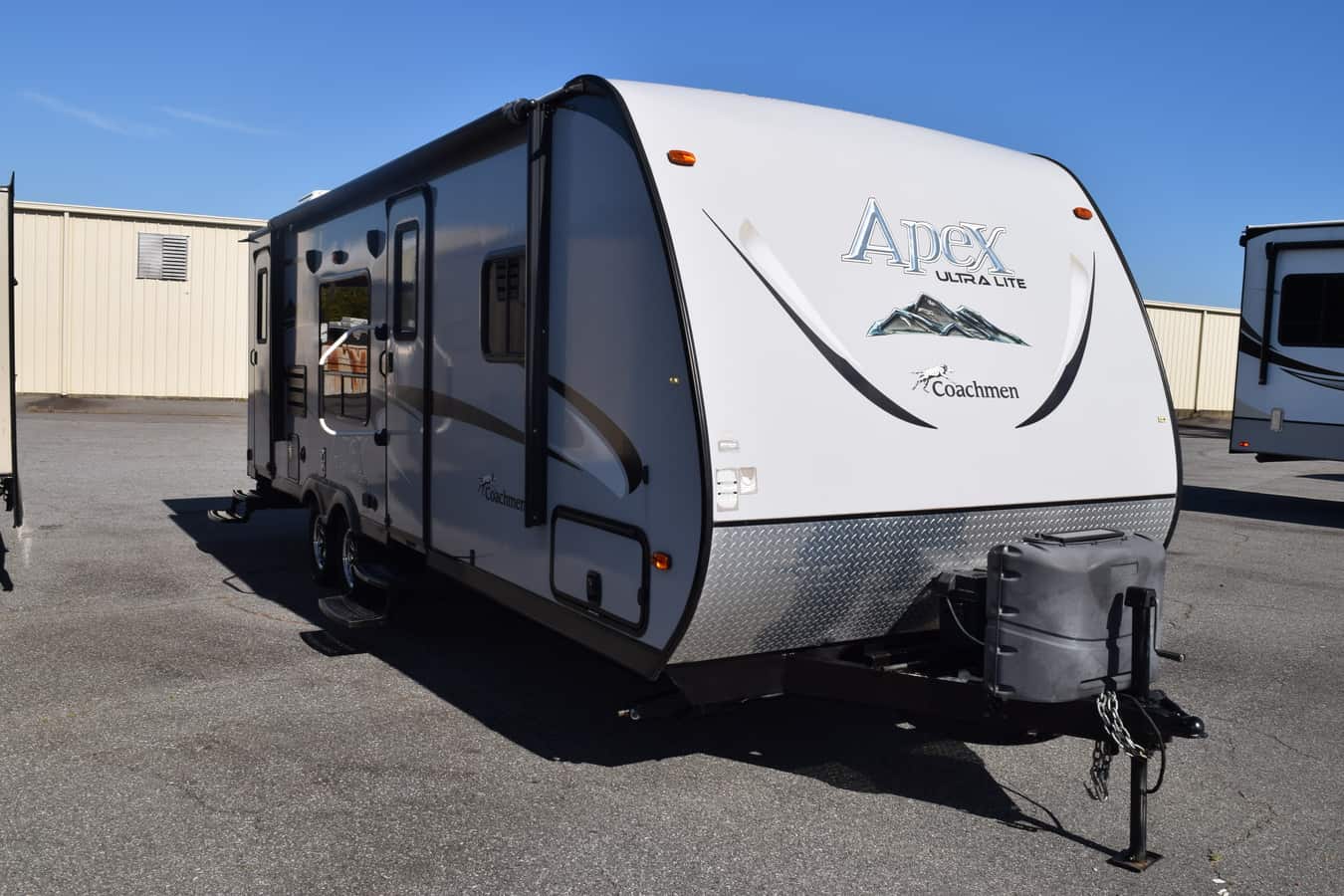 USED 2015 Coachmen APEX 249RBS