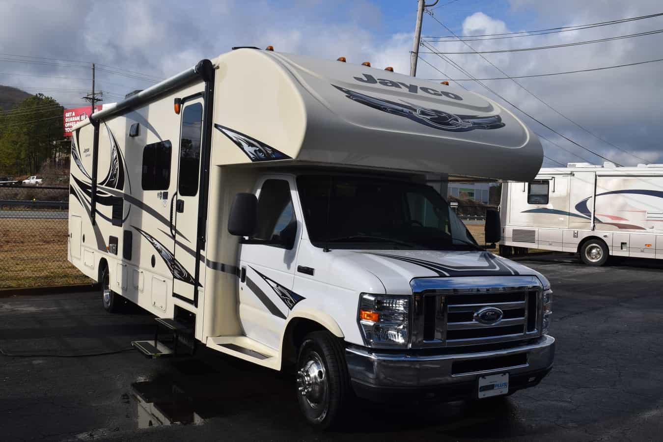 USED 2017 Jayco Greyhawk 29MV