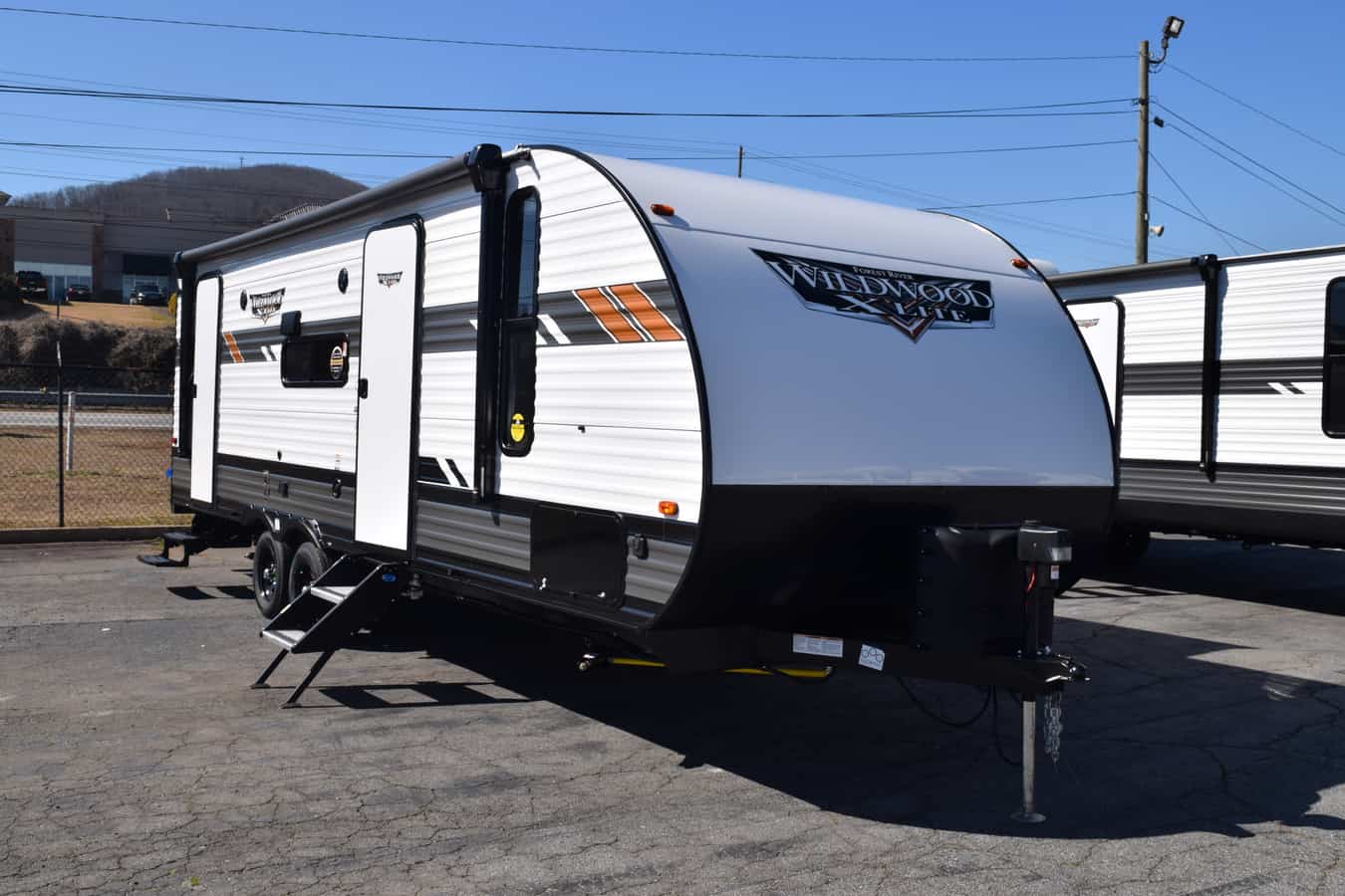 NEW 2021 Forest River WILDWOOD 240BHXL