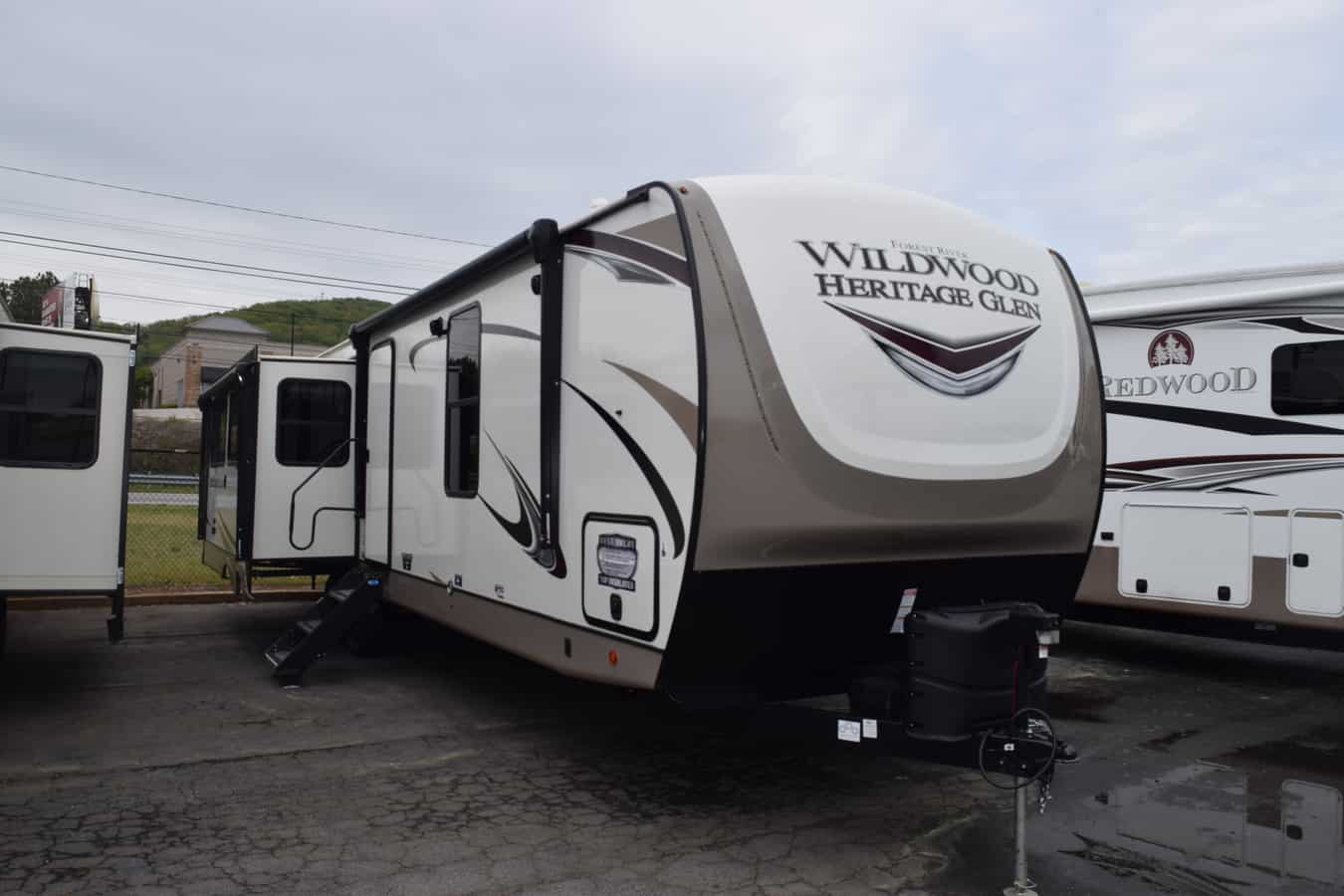 NEW 2021 Forest River HERITAGE GLEN 308RL
