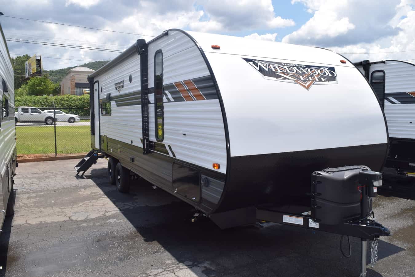 NEW 2021 Forest River WILDWOOD 24RLXL