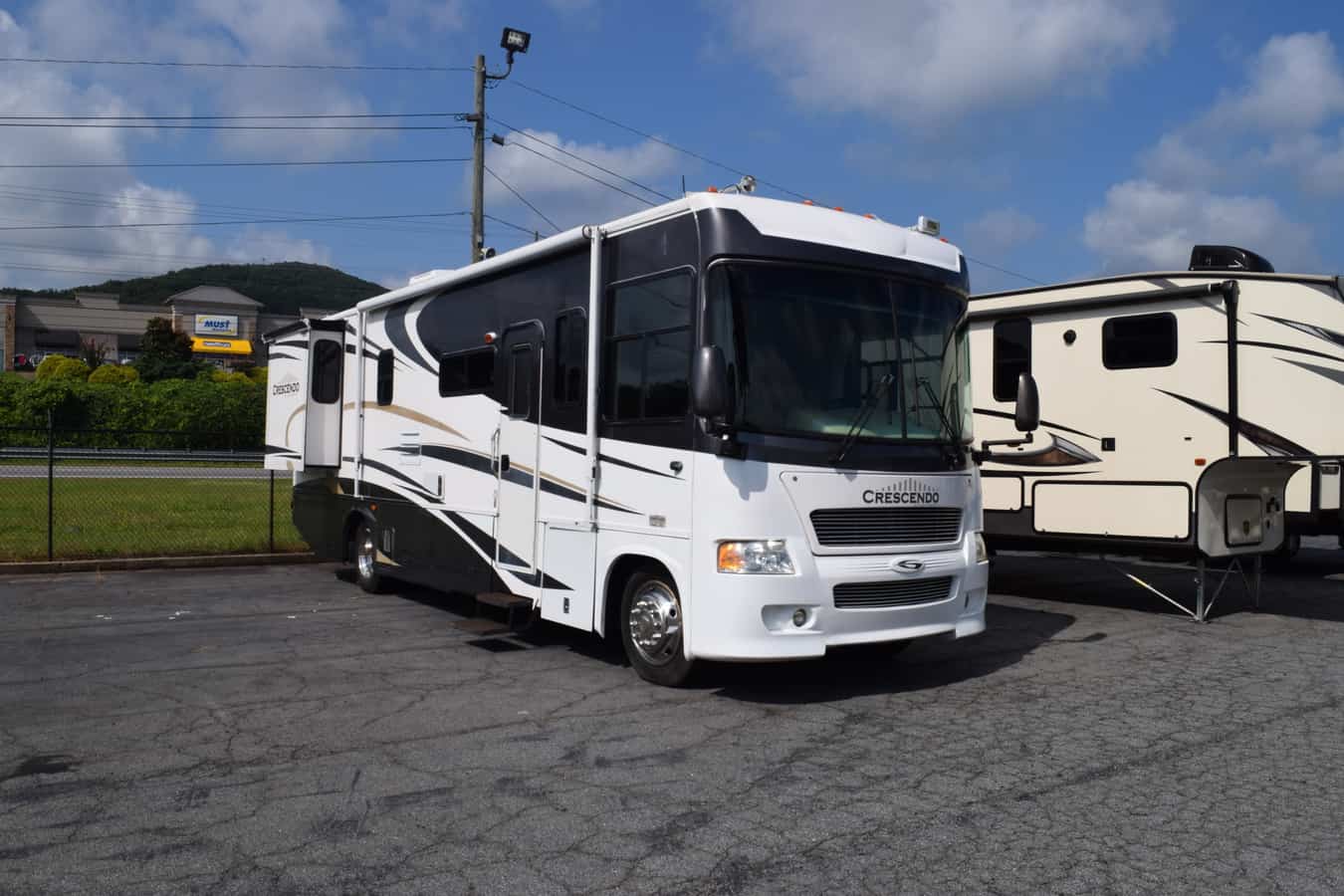 USED 2007 Gulf Stream CRESCENDO 324