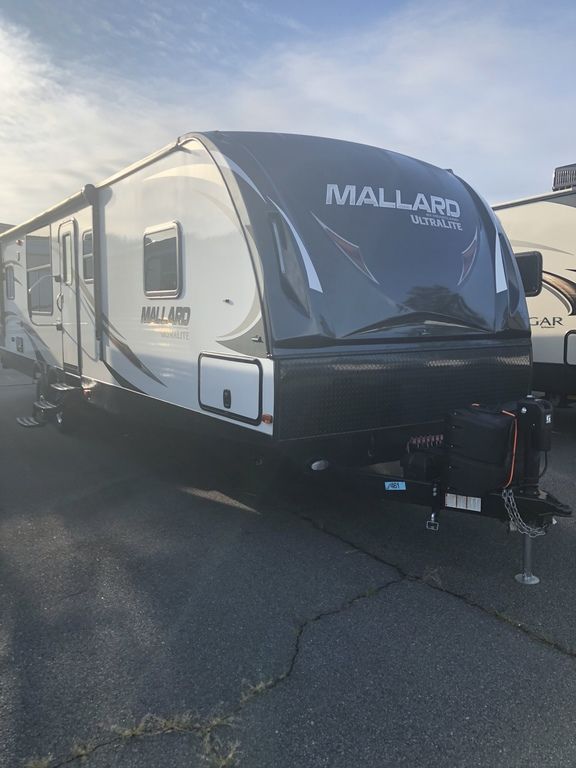 USED 2018 Heartland Mallard 302