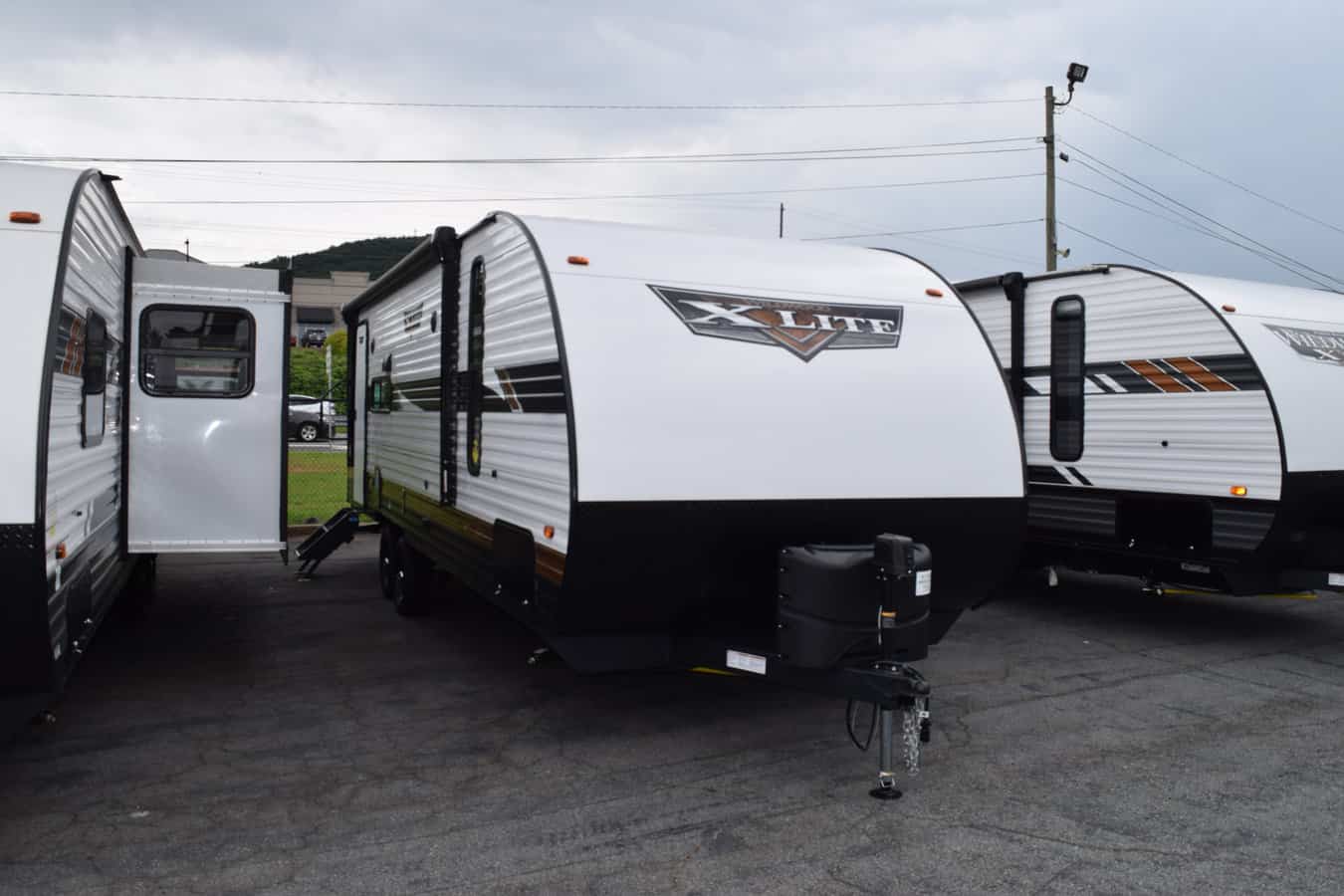 NEW 2023 Forest River WILDWOOD 24RLXL