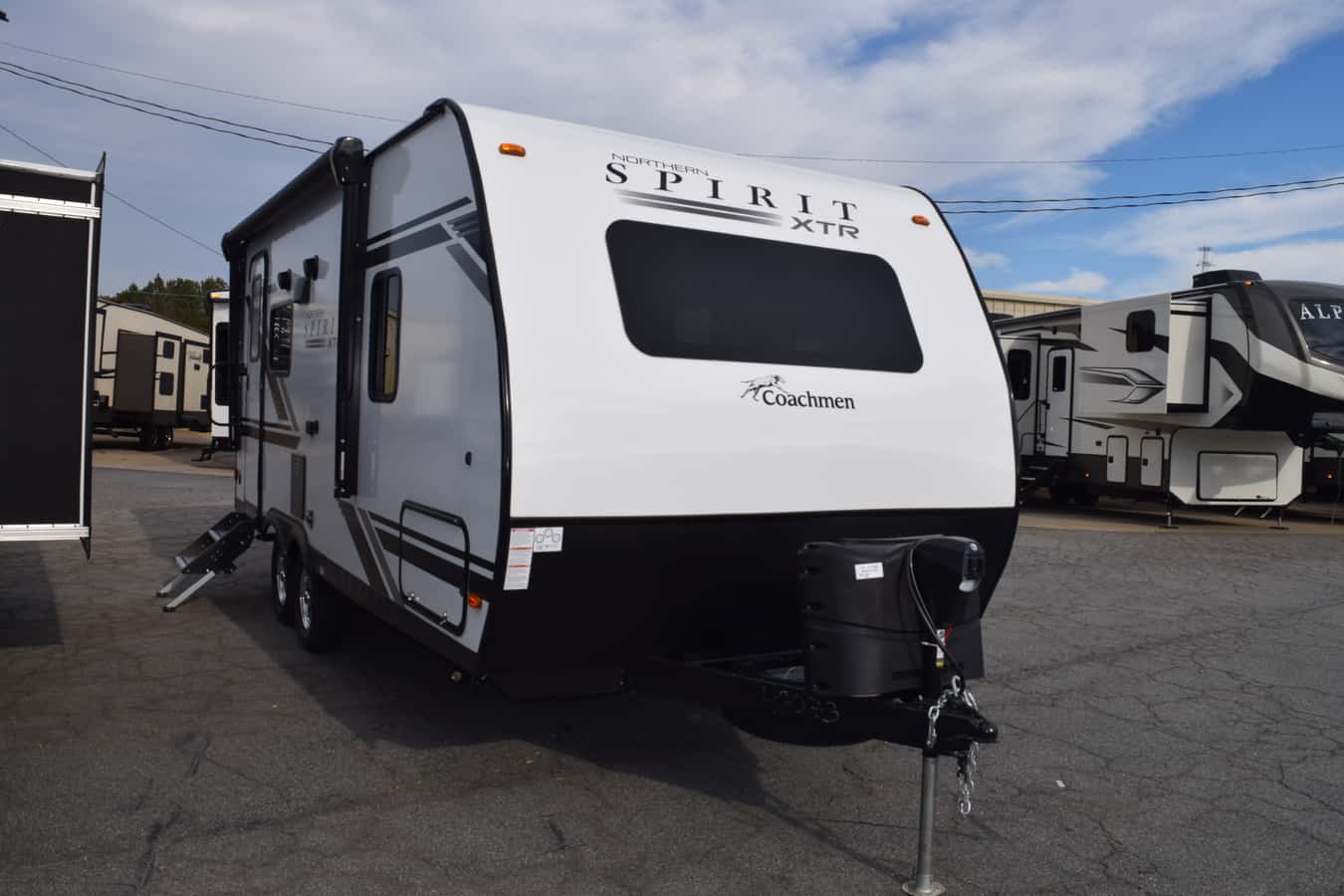 NEW 2022 Forest River COACHMEN SPIRIT 1840RBX