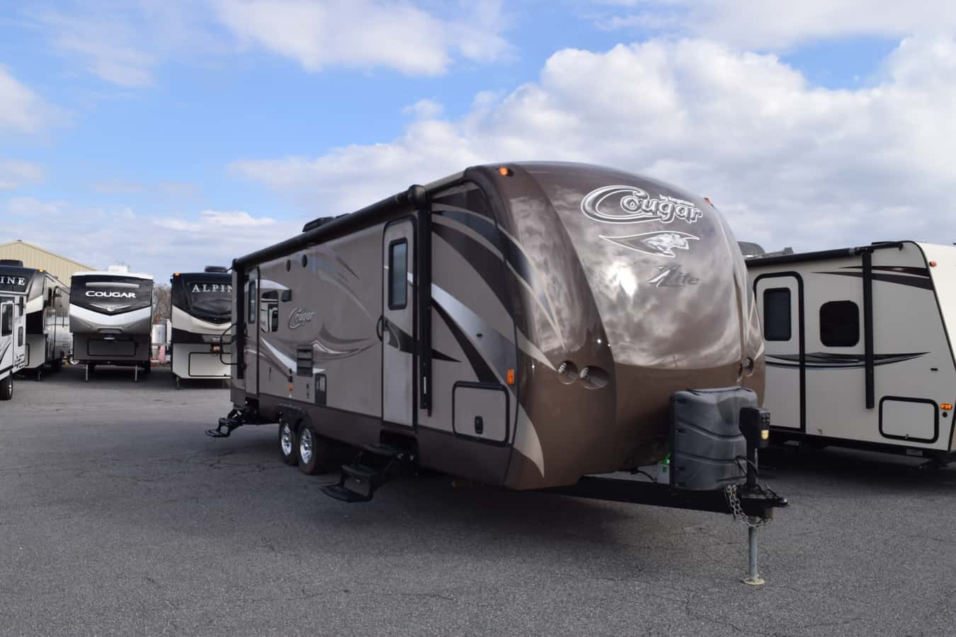 USED 2015 Keystone COUGAR 28RLS