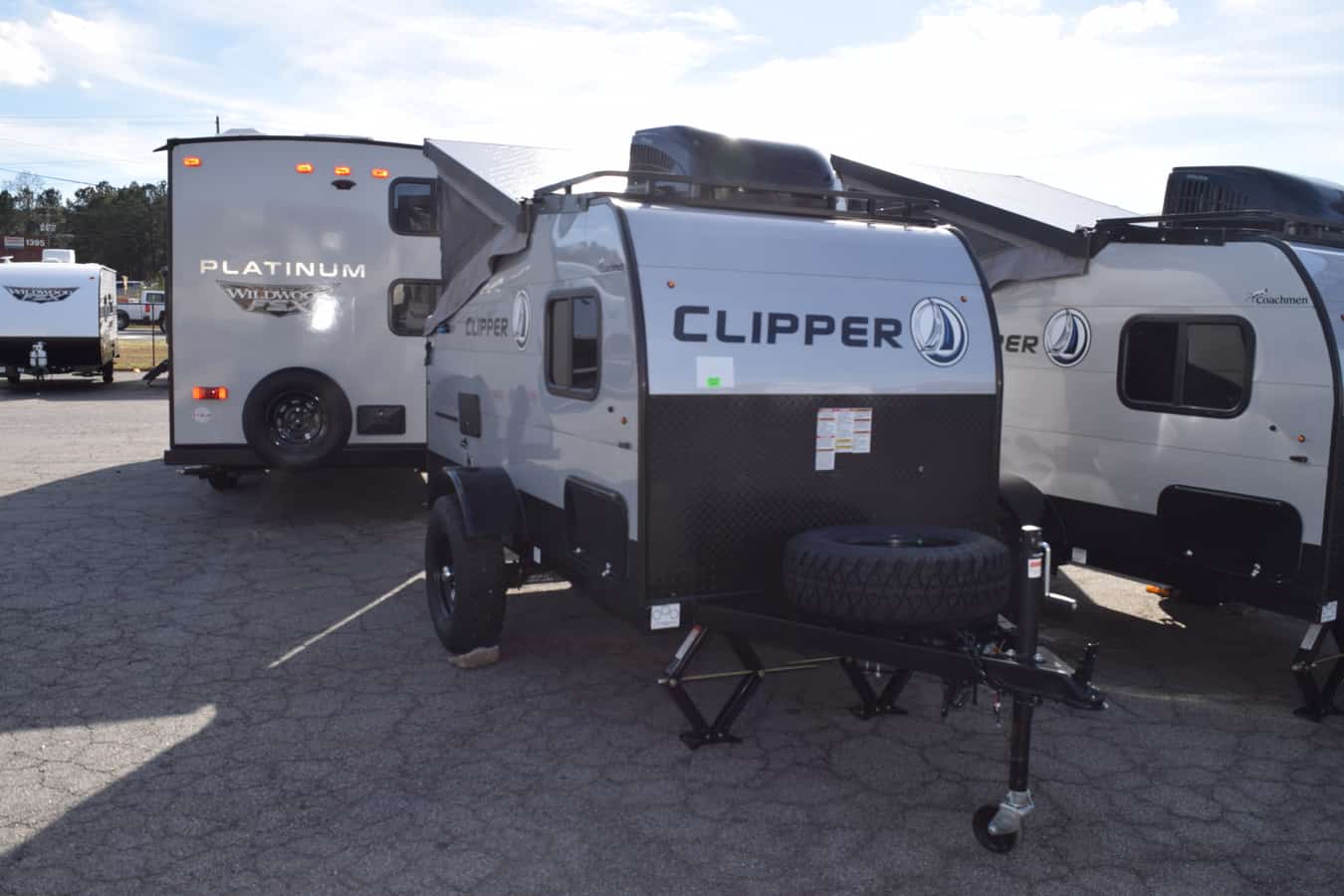 NEW 2022 Forest River CLIPPER EXPRESS 9.0TD