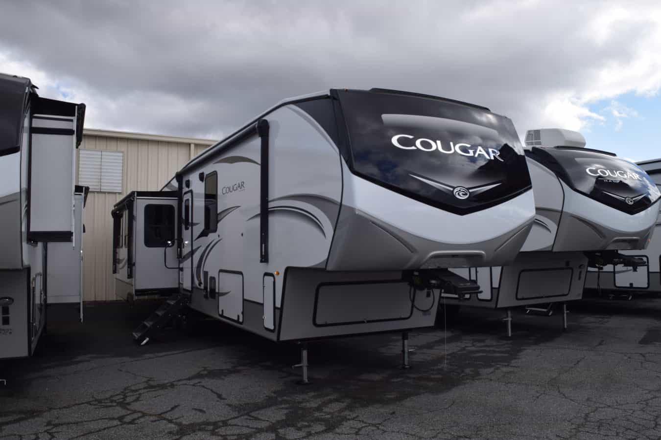 NEW 2022 Keystone COUGAR 355FBS