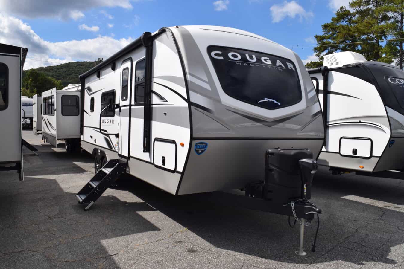 NEW 2023 Keystone COUGAR HALF-TON 22MLS