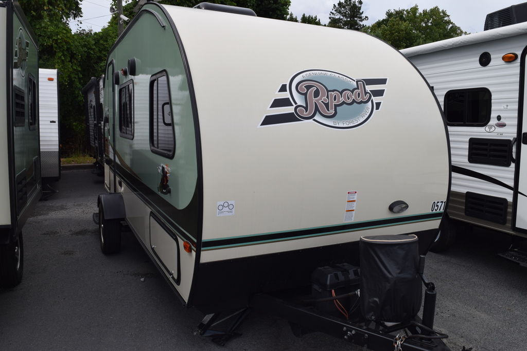 USED 2016 Forest river R-pod RPT180