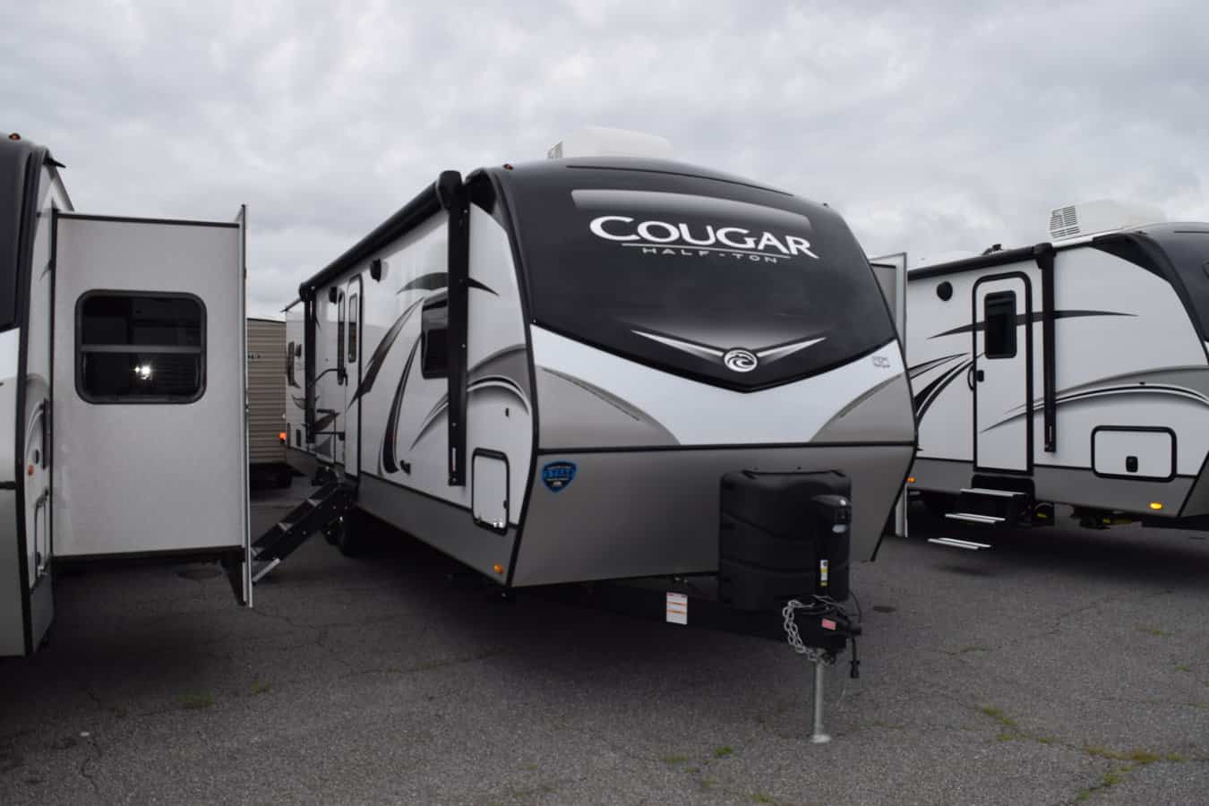 NEW 2022 Keystone COUGAR HALF-TON 30RKD