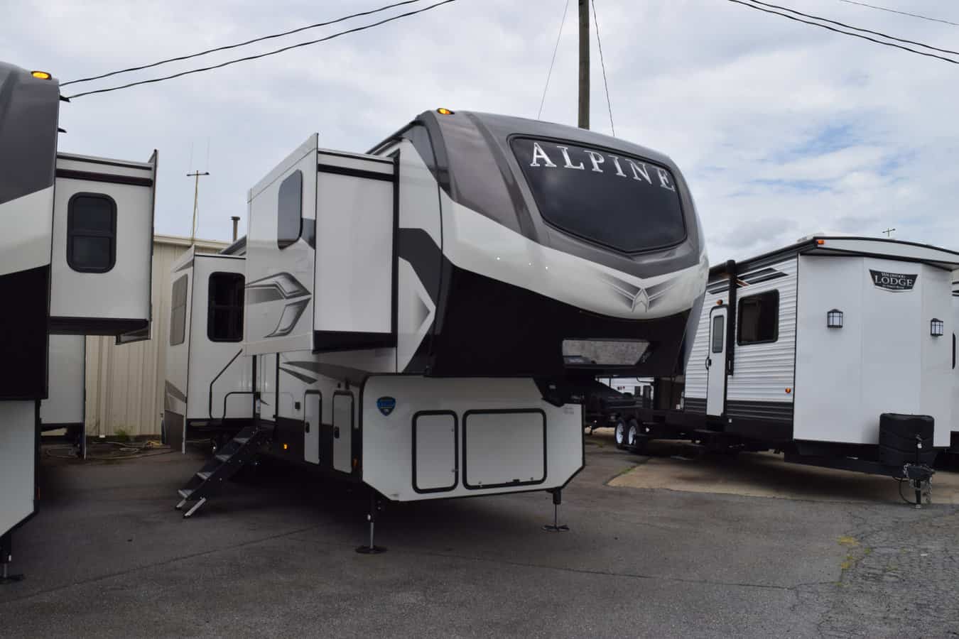 NEW 2022 Keystone ALPINE 3790FK